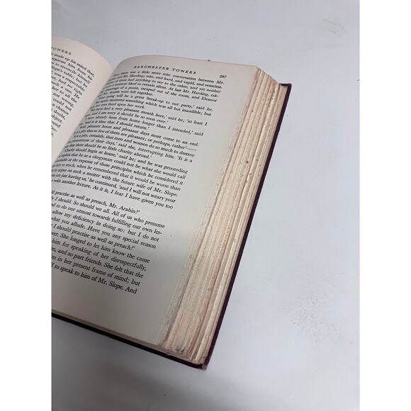 Barchester Towers Anthony Trollope 1945 Doubleday Illustrated Hardcover Vintatge - Picture 10 of 12